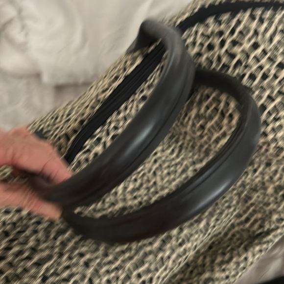 Diane Von Furstenberg travel bag - Picture 3 of 9